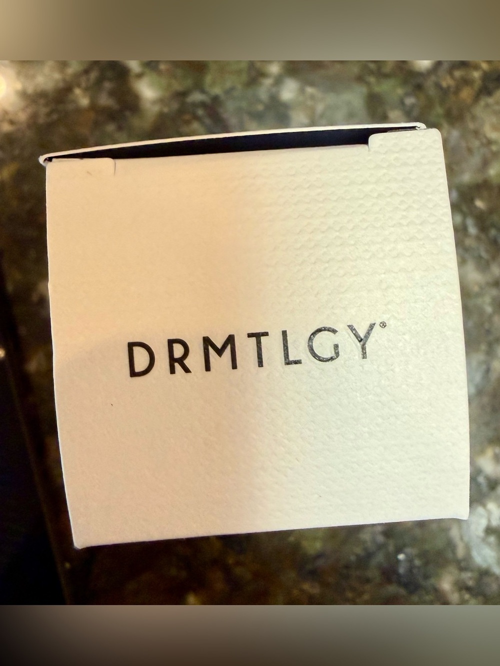 DRMTLGY needless serum - Picture 6 of 9